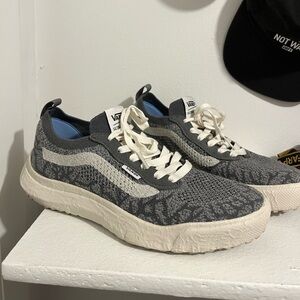 Vans Ultra Range Running Shoes